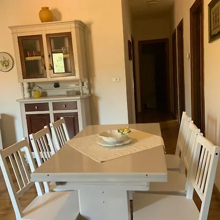 Marina Primo Piano Apartment